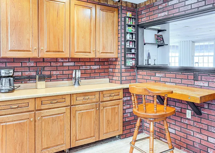 Casa vacanze Cozy W/ Yard: Steps To Mississippi River